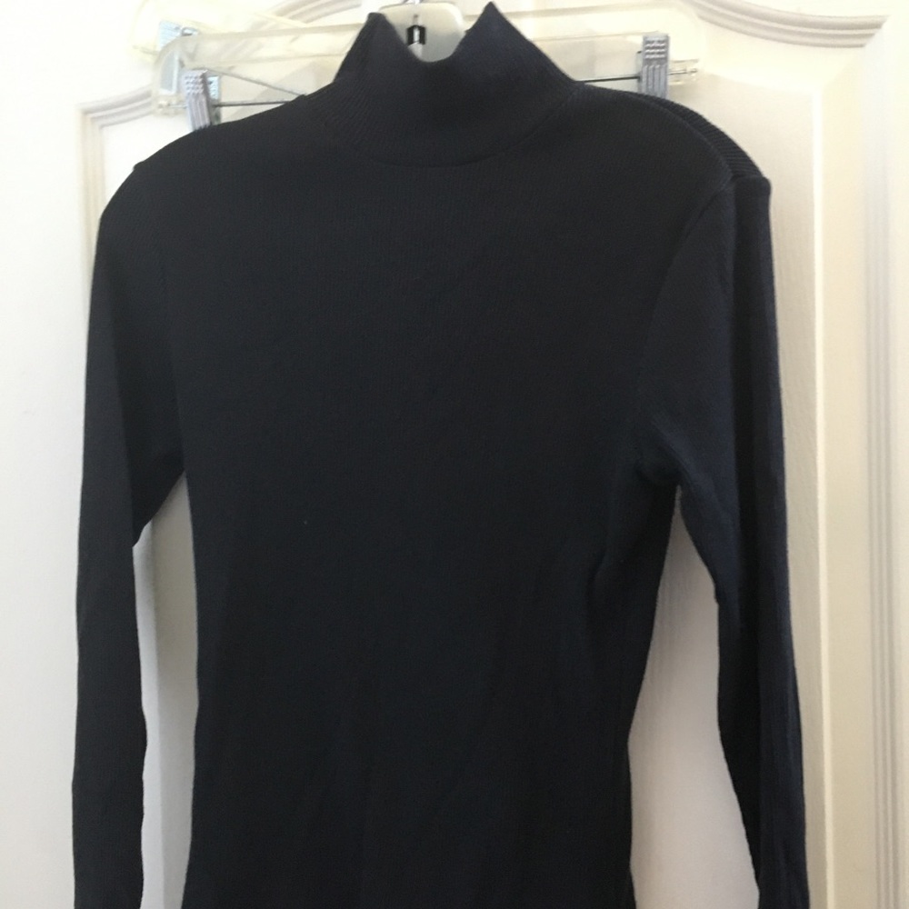 FINAL MARKDOWN Ladies limited ribbed top medium